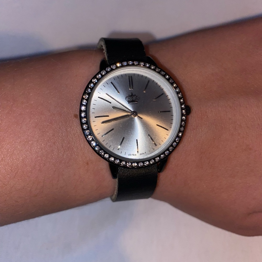Premier Designs Watch - Picture 1 of 3